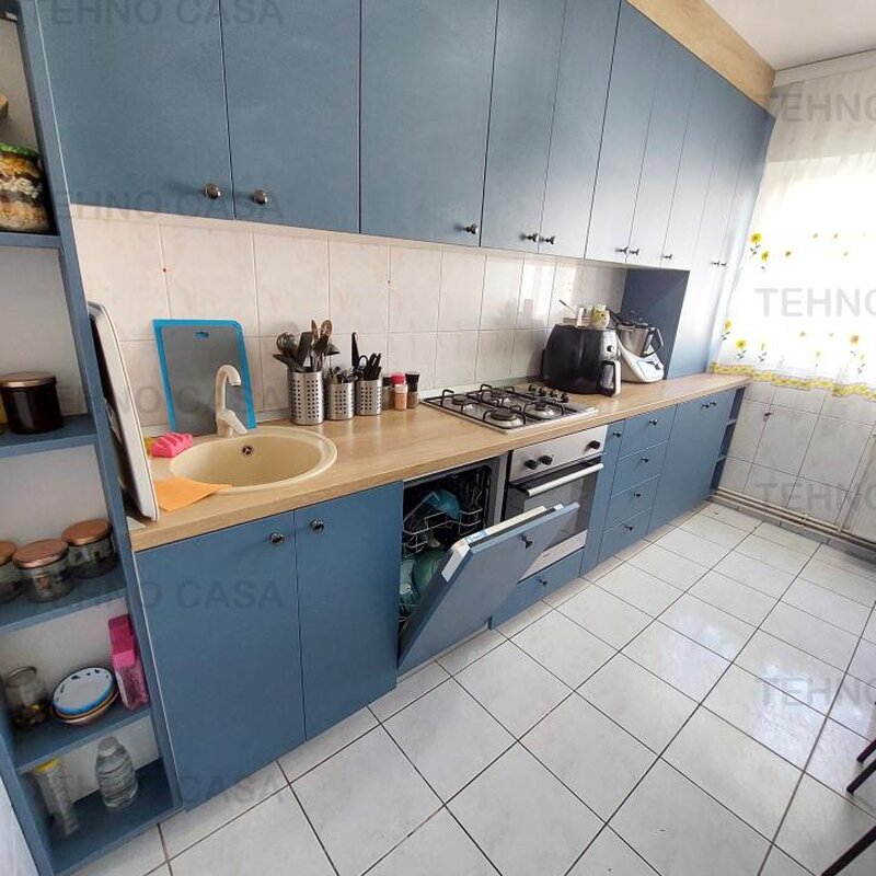 Dristor metrou 7 minute mers, Lidl, Rm. Valcea, centrala, bucatarie mob.